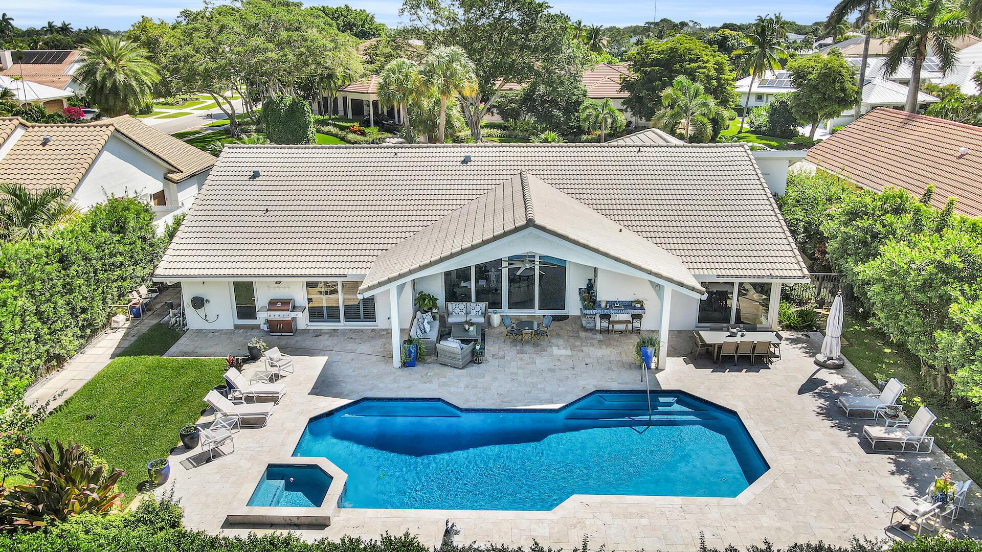 4500 Bocaire Boulevard