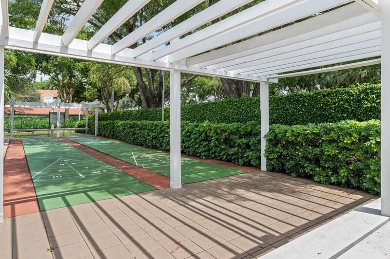 1850 Homewood Boulevard 2150