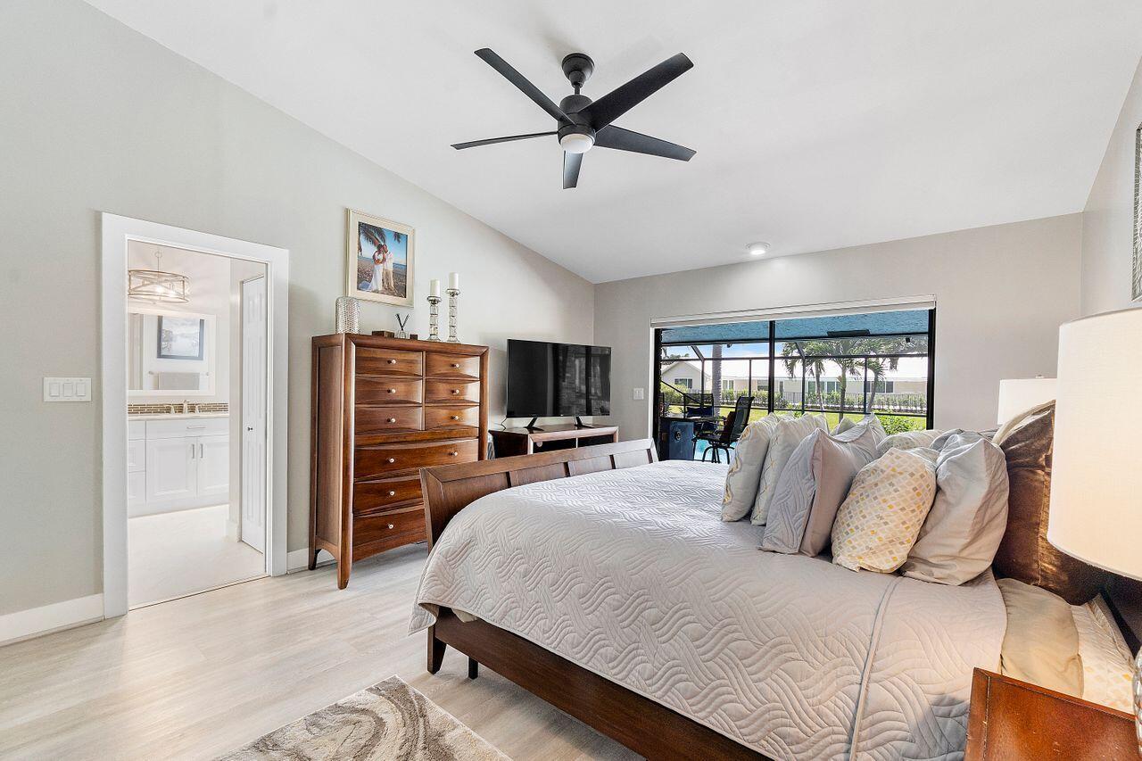 2406 Lob Lolly Lane