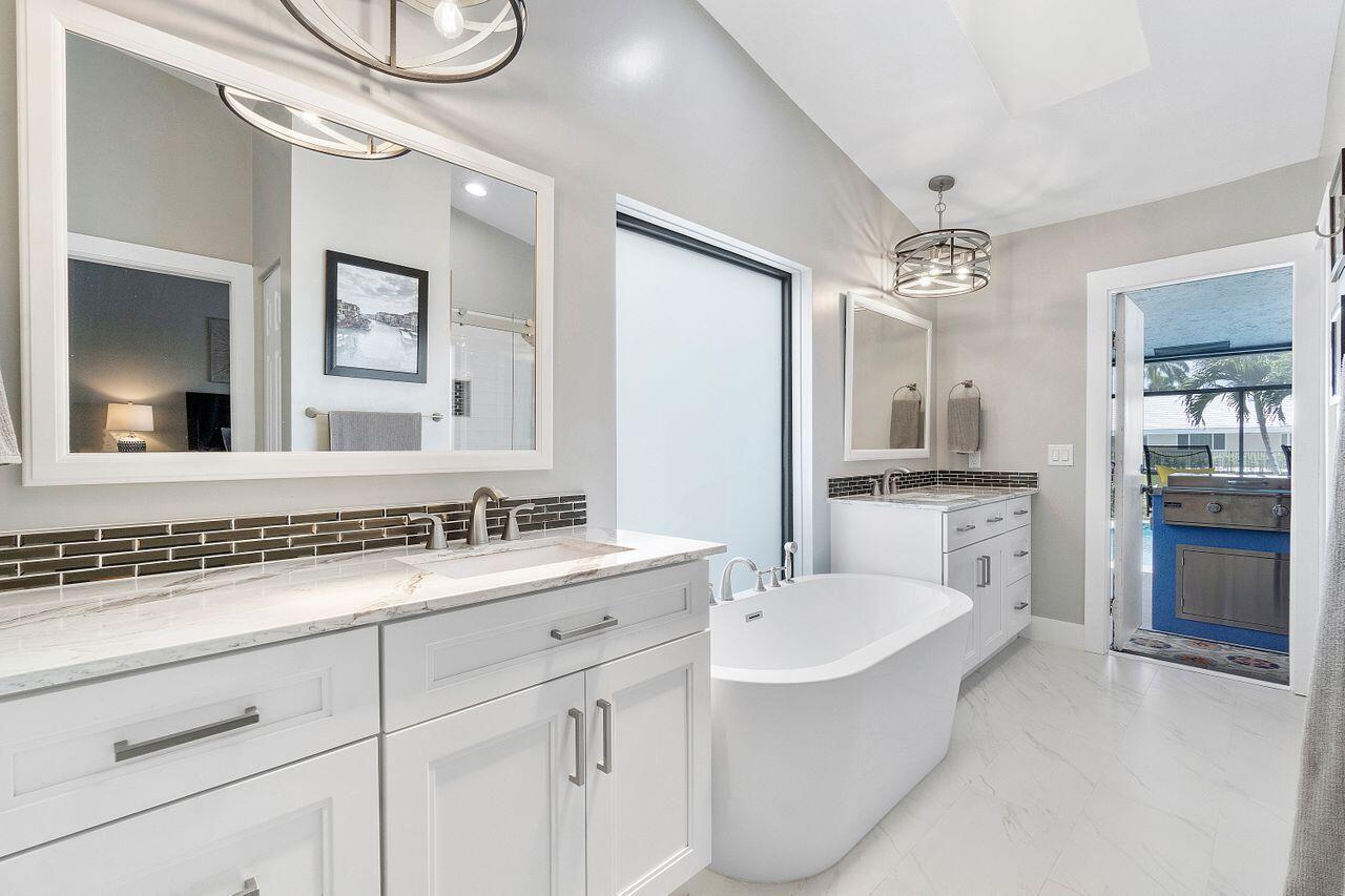 2406 Lob Lolly Lane