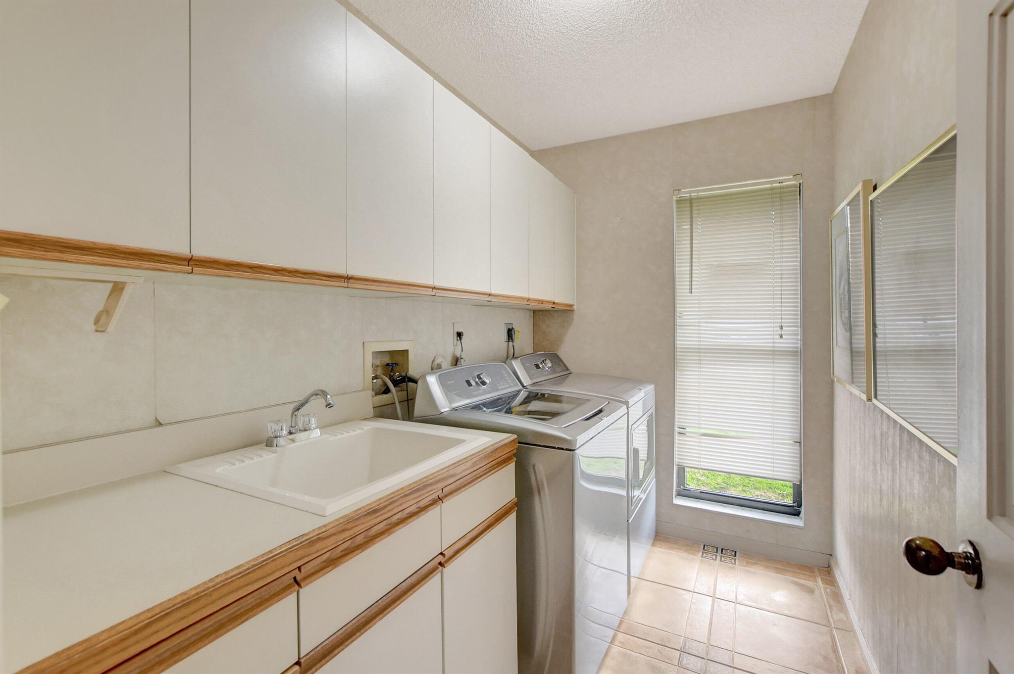 21878 Old Bridge Trail