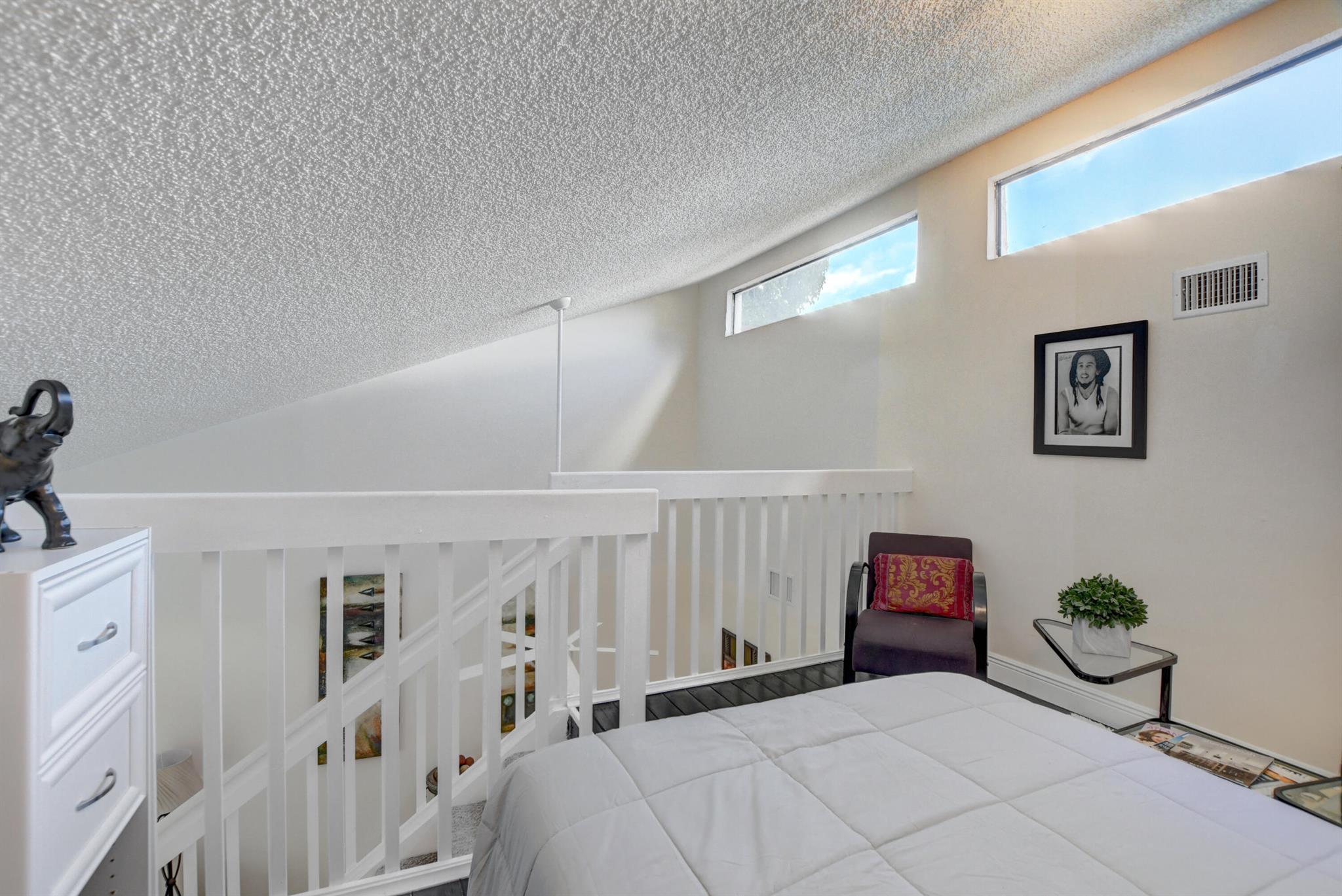 5110 Nesting Way B