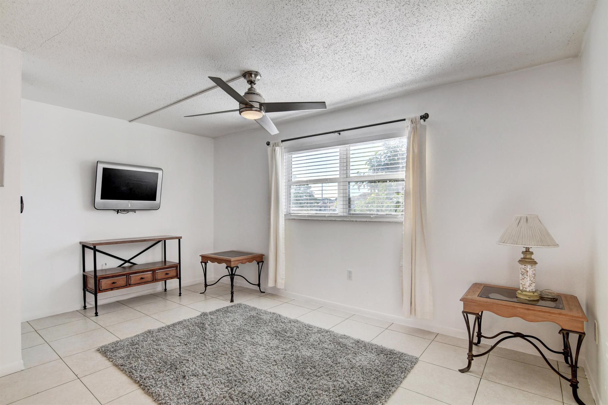 650 SW 2nd Avenue 250-E