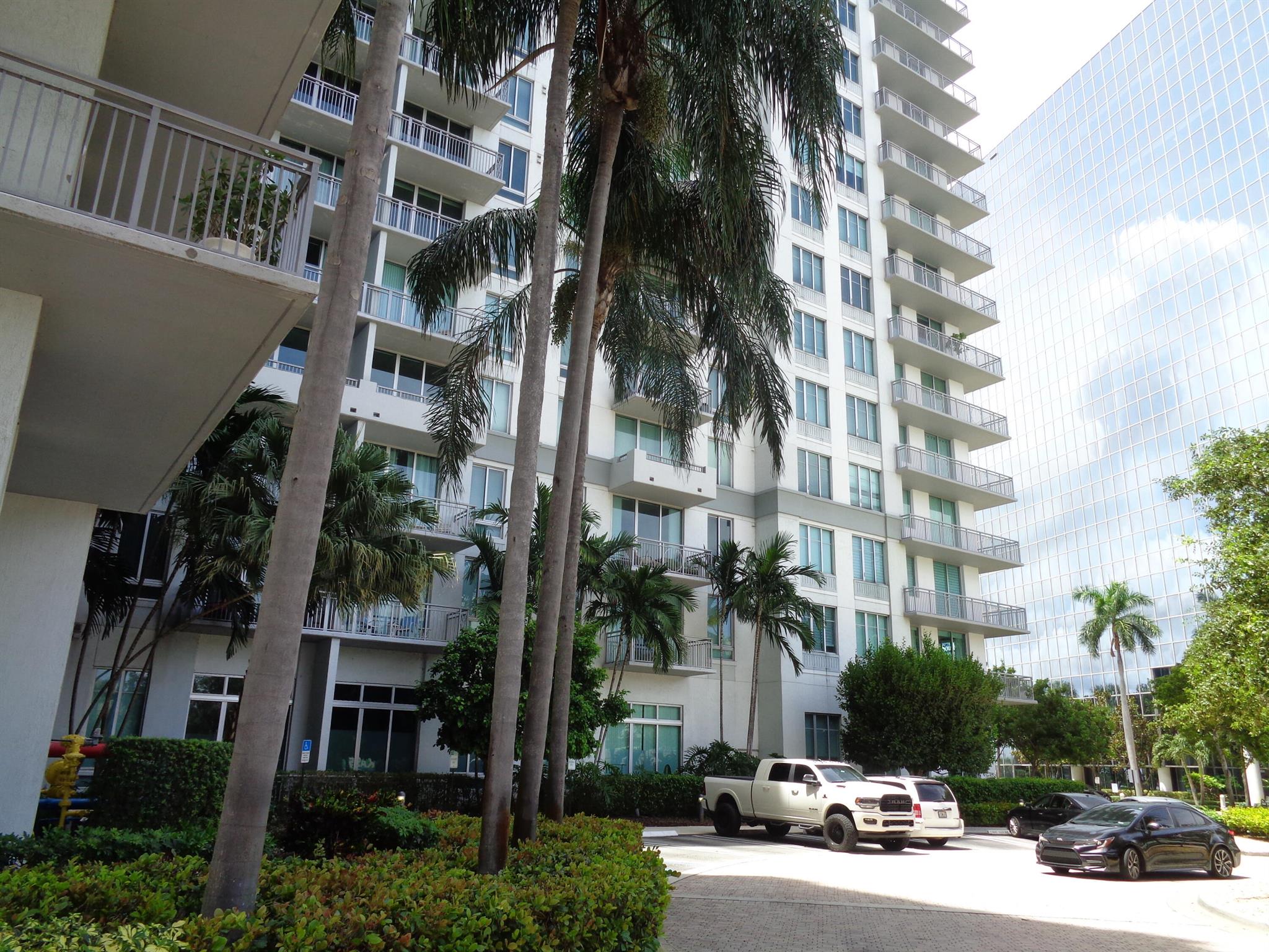 300 S Australian Avenue 309