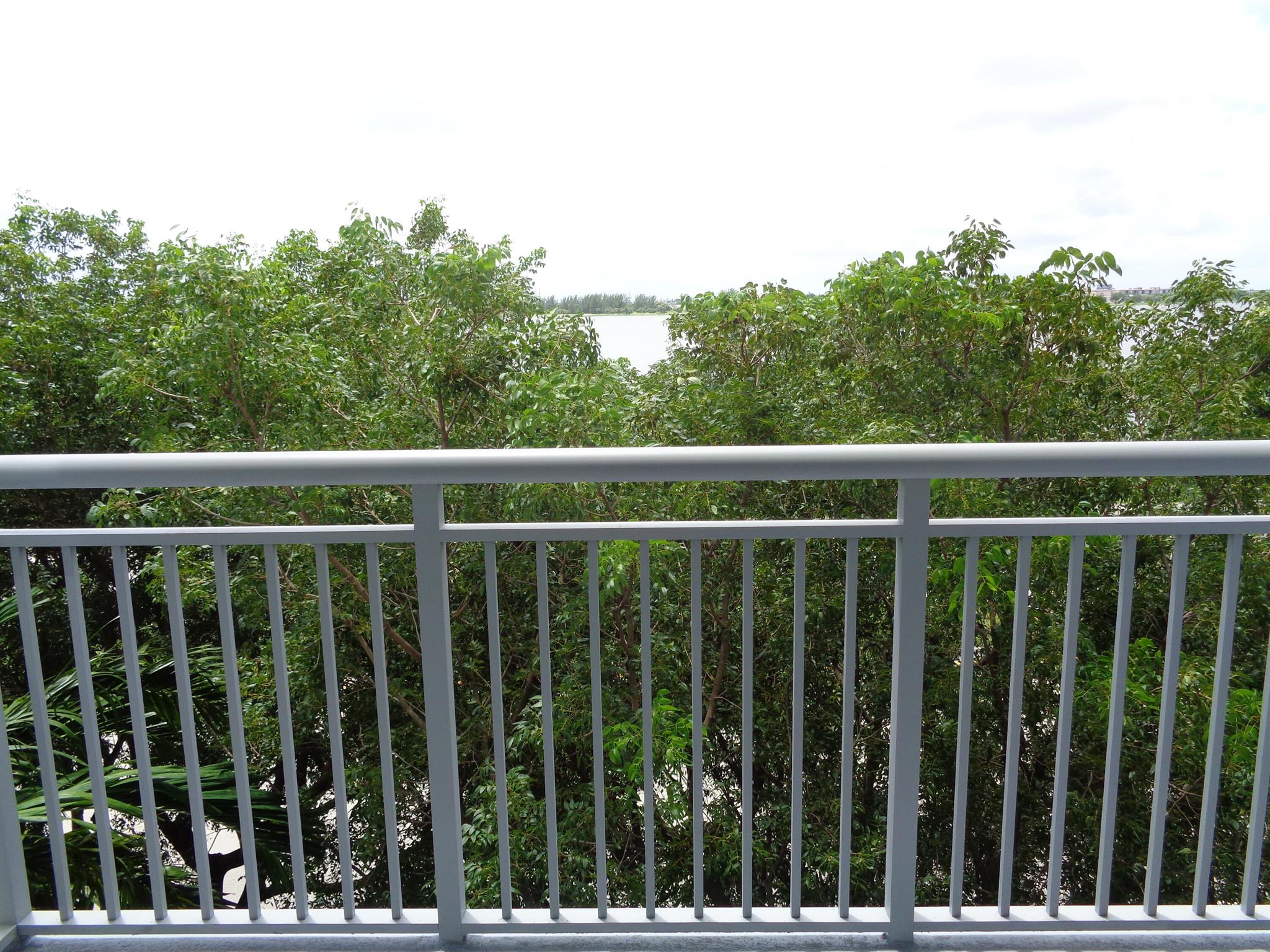 300 S Australian Avenue 309