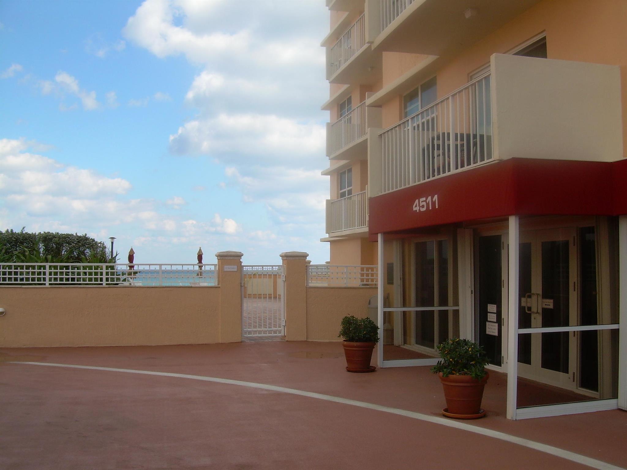 4511 S Ocean Boulevard 904