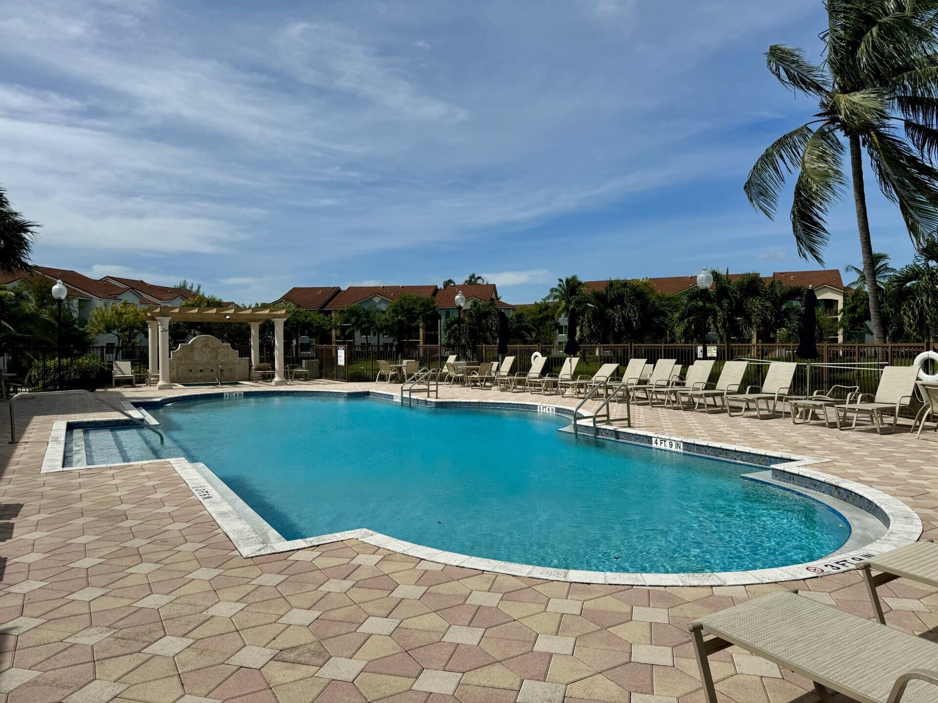 719 Villa Circle 719