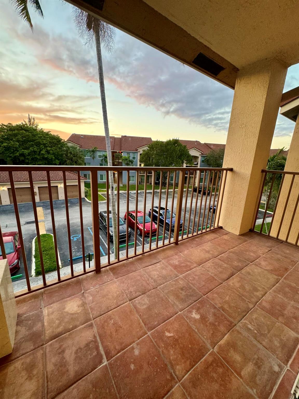 719 Villa Circle 719