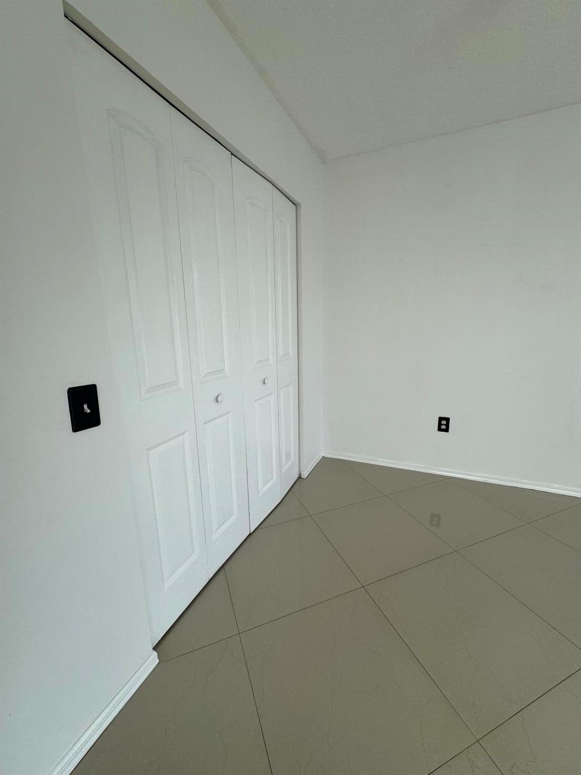 719 Villa Circle 719