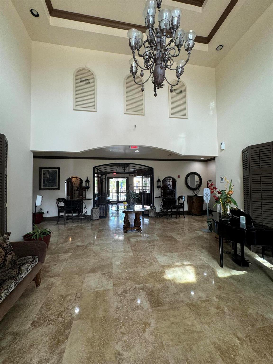 719 Villa Circle 719