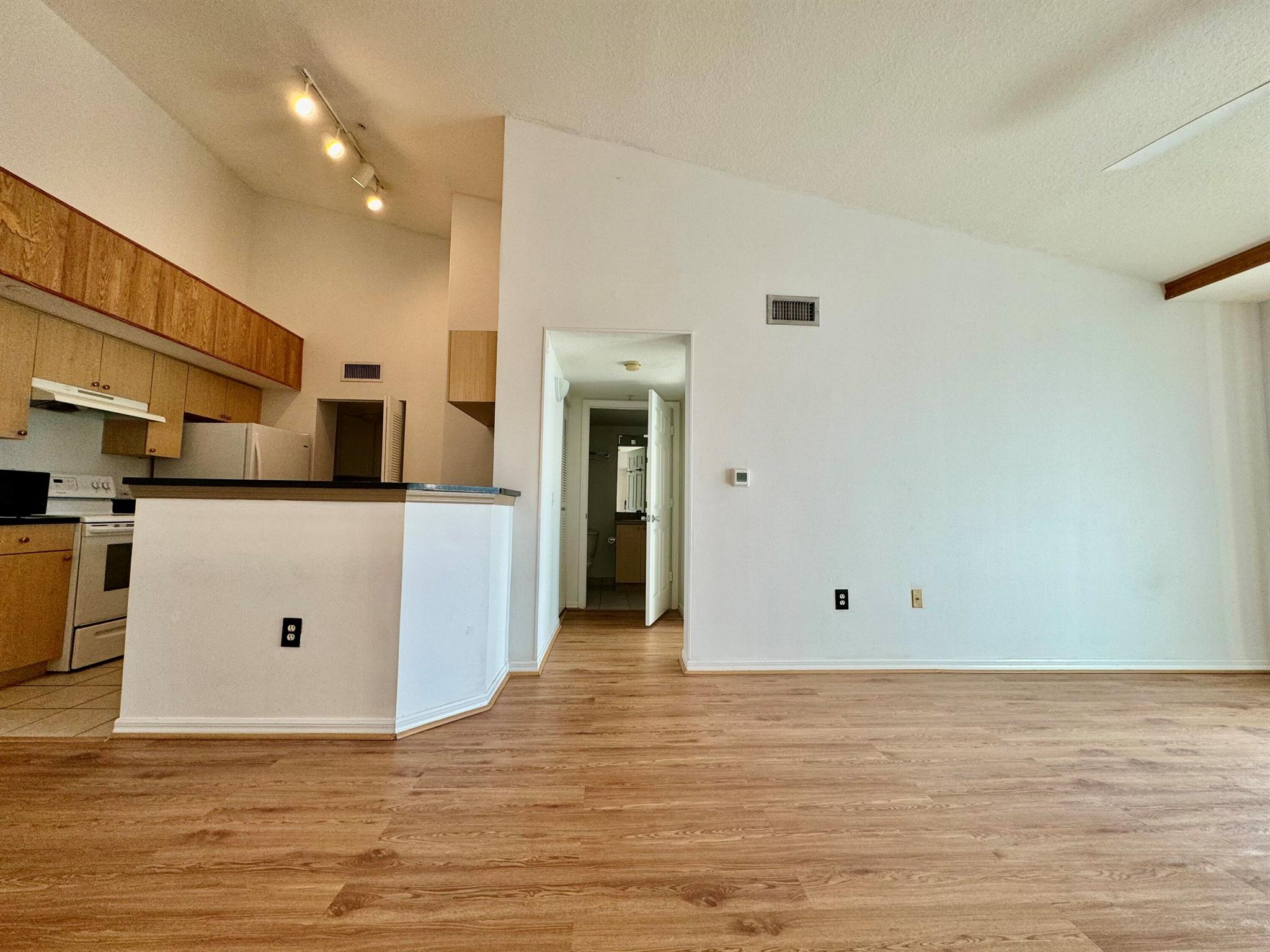 719 Villa Circle 719