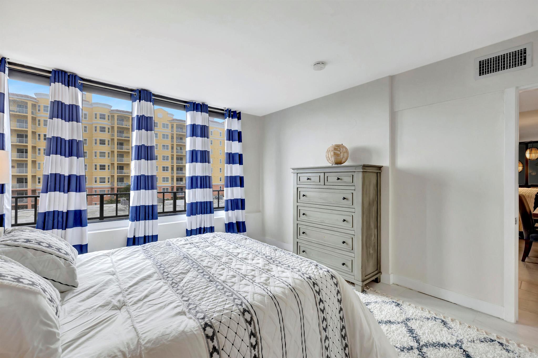 1401 S Ocean Boulevard 507
