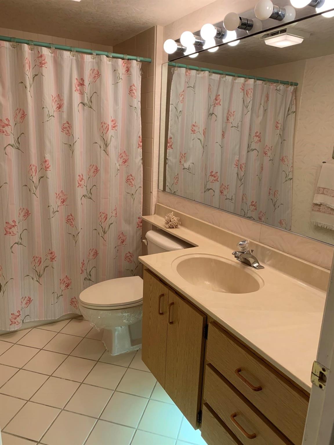 6157 Balboa Circle 103