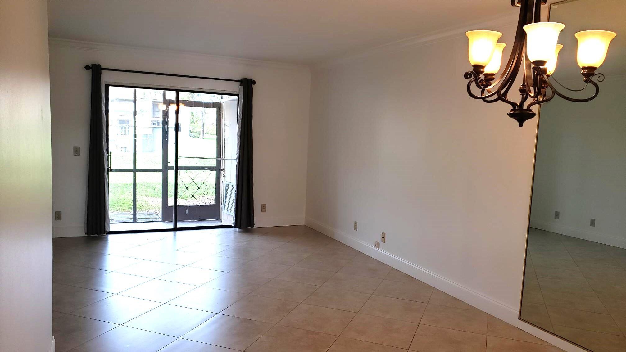 6748 Palmetto Circle S 105