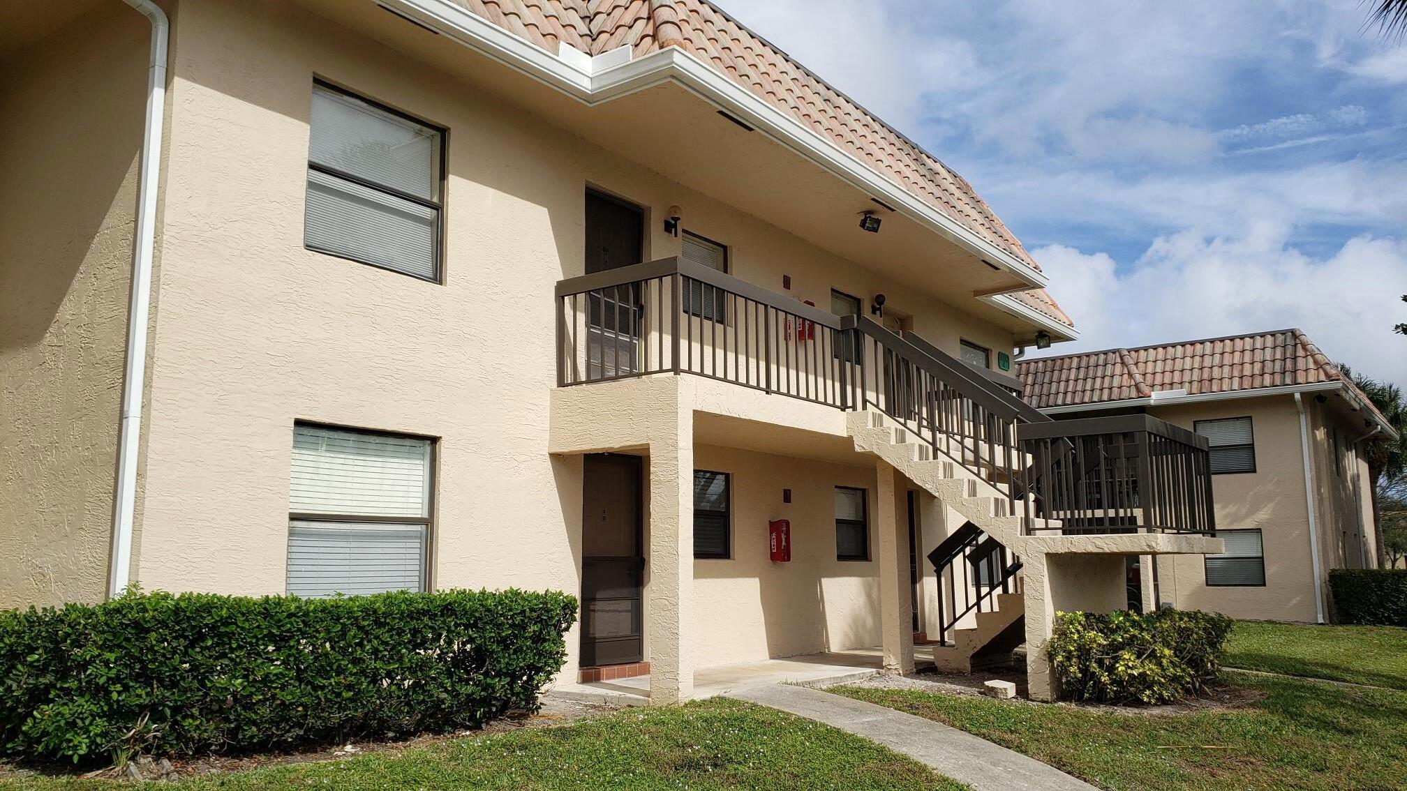 6748 Palmetto Circle S 105