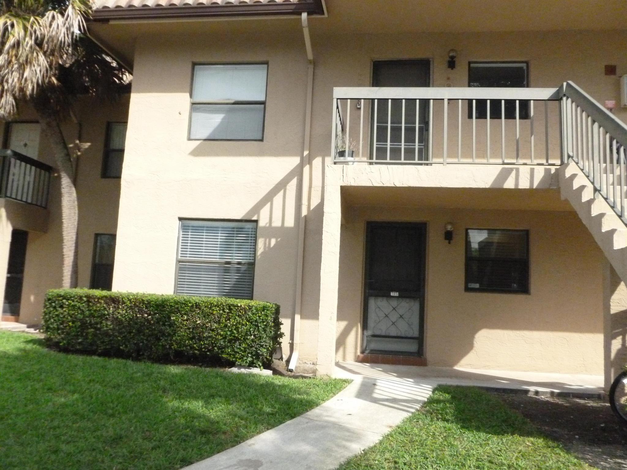 6748 Palmetto Circle S 105