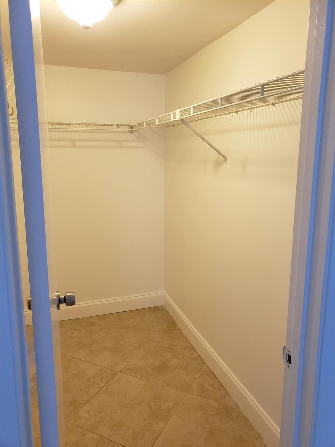 6748 Palmetto Circle S 105