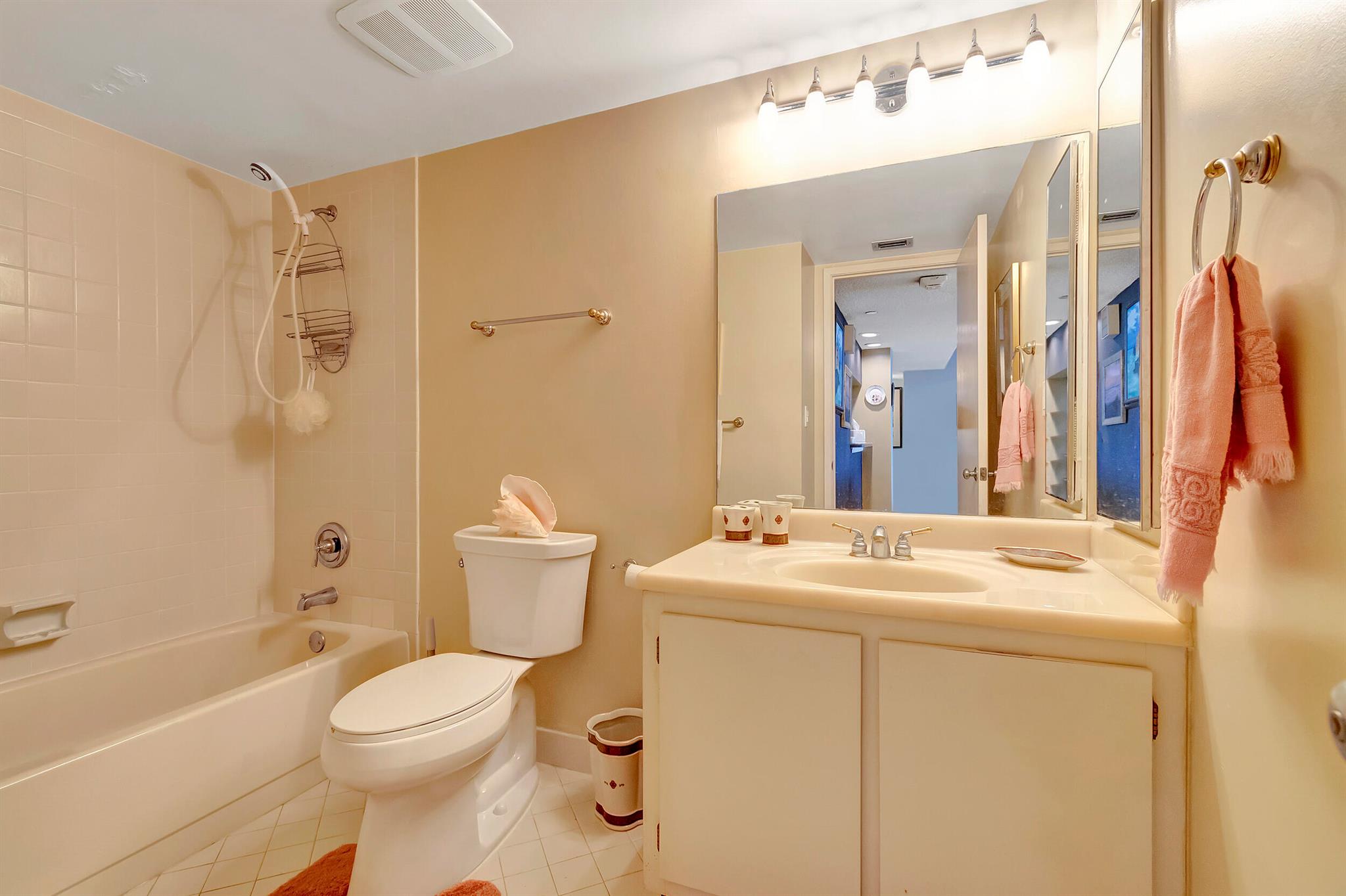 3400 S Ocean Boulevard 14l