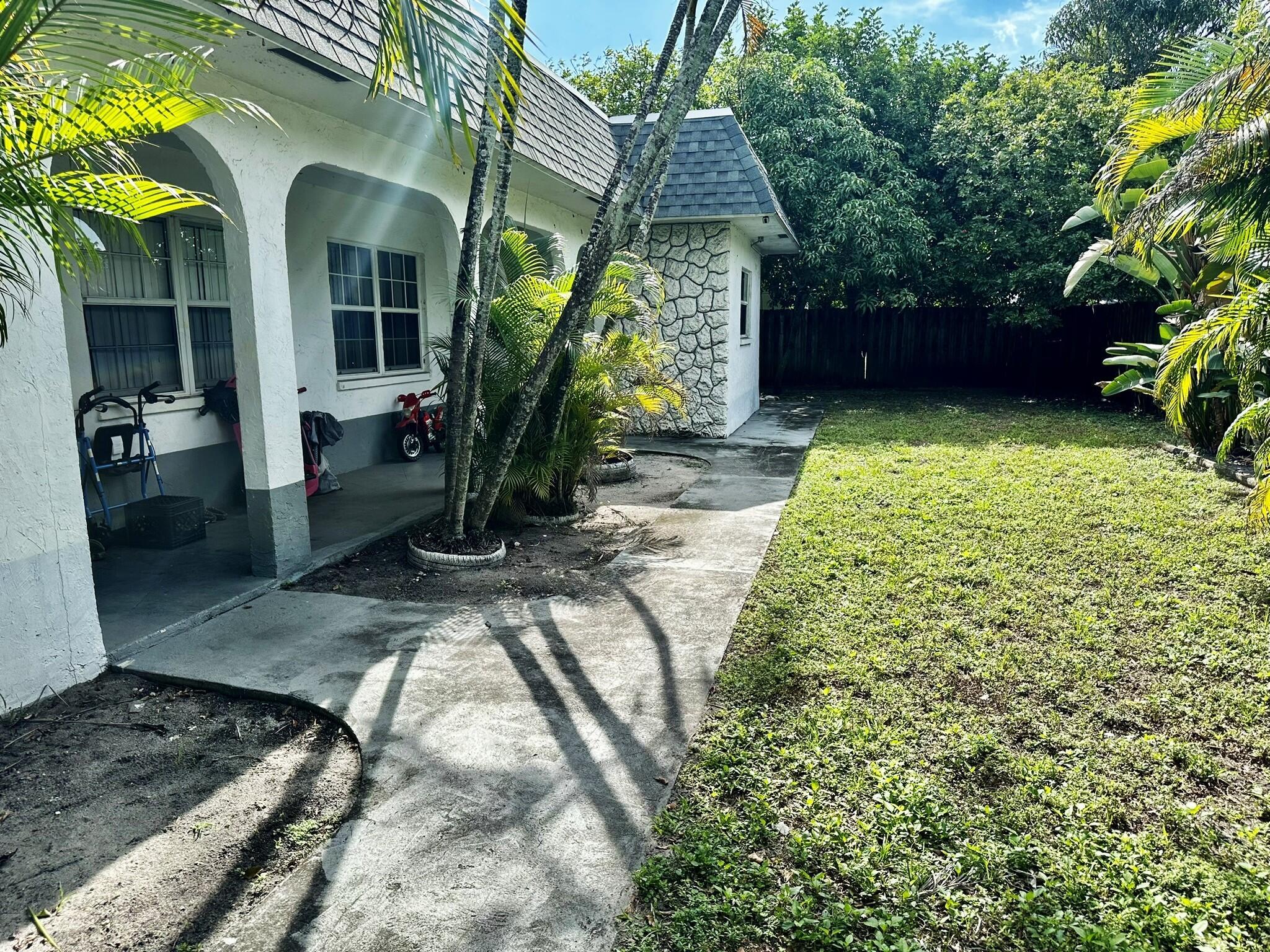 1480 NW 20th Court A-D