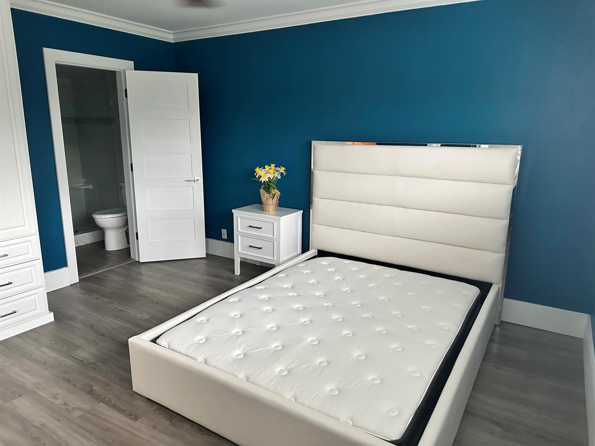 200 E Royal Palm Road 4080