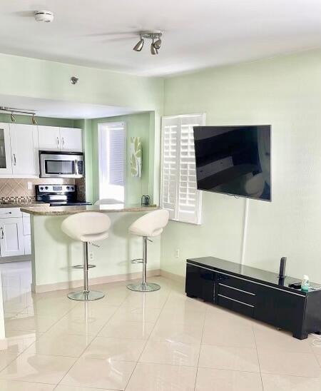 802 Euclid Avenue 104