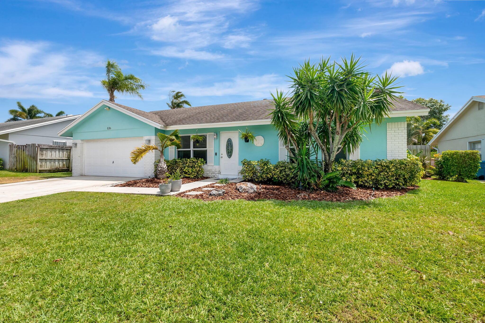 836 NW 9th Way
