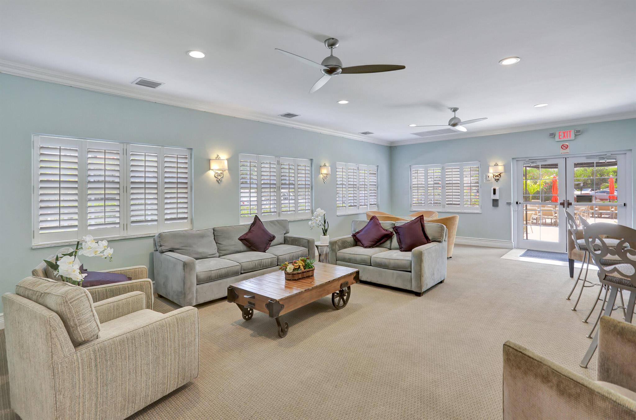 2871 N Ocean Boulevard M126