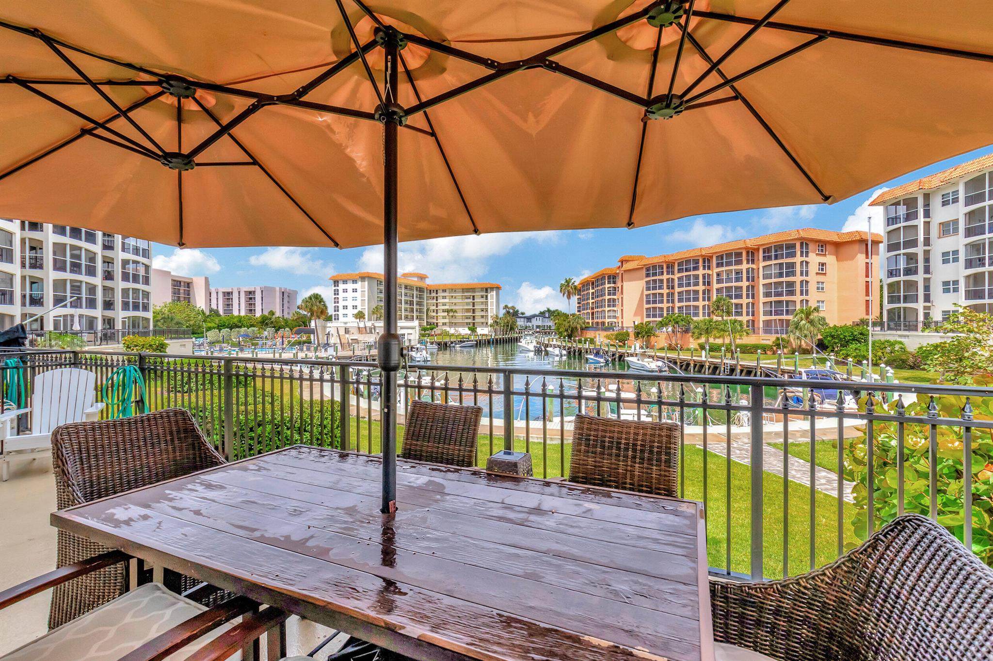 2871 N Ocean Boulevard M126