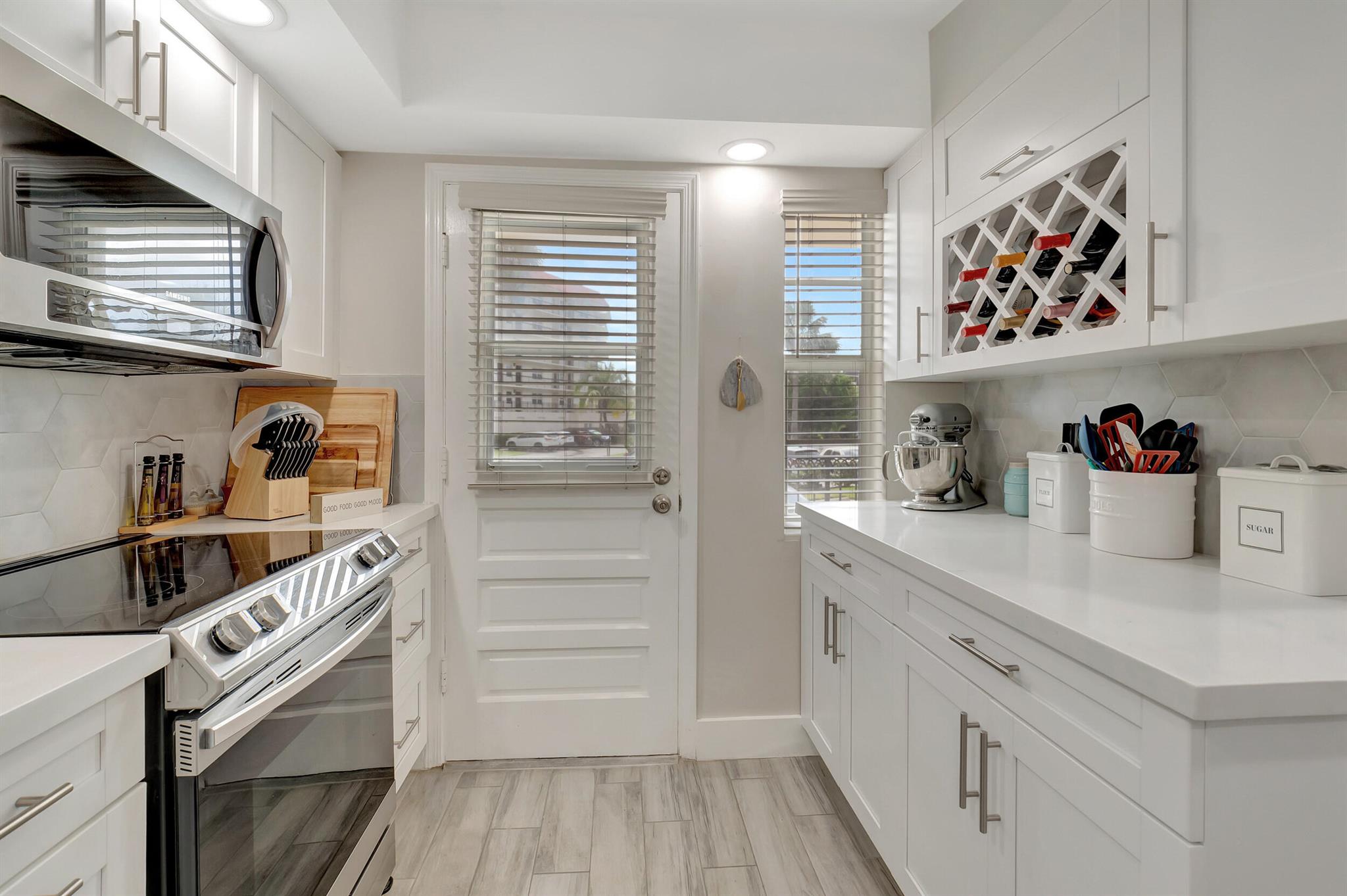2871 N Ocean Boulevard M126