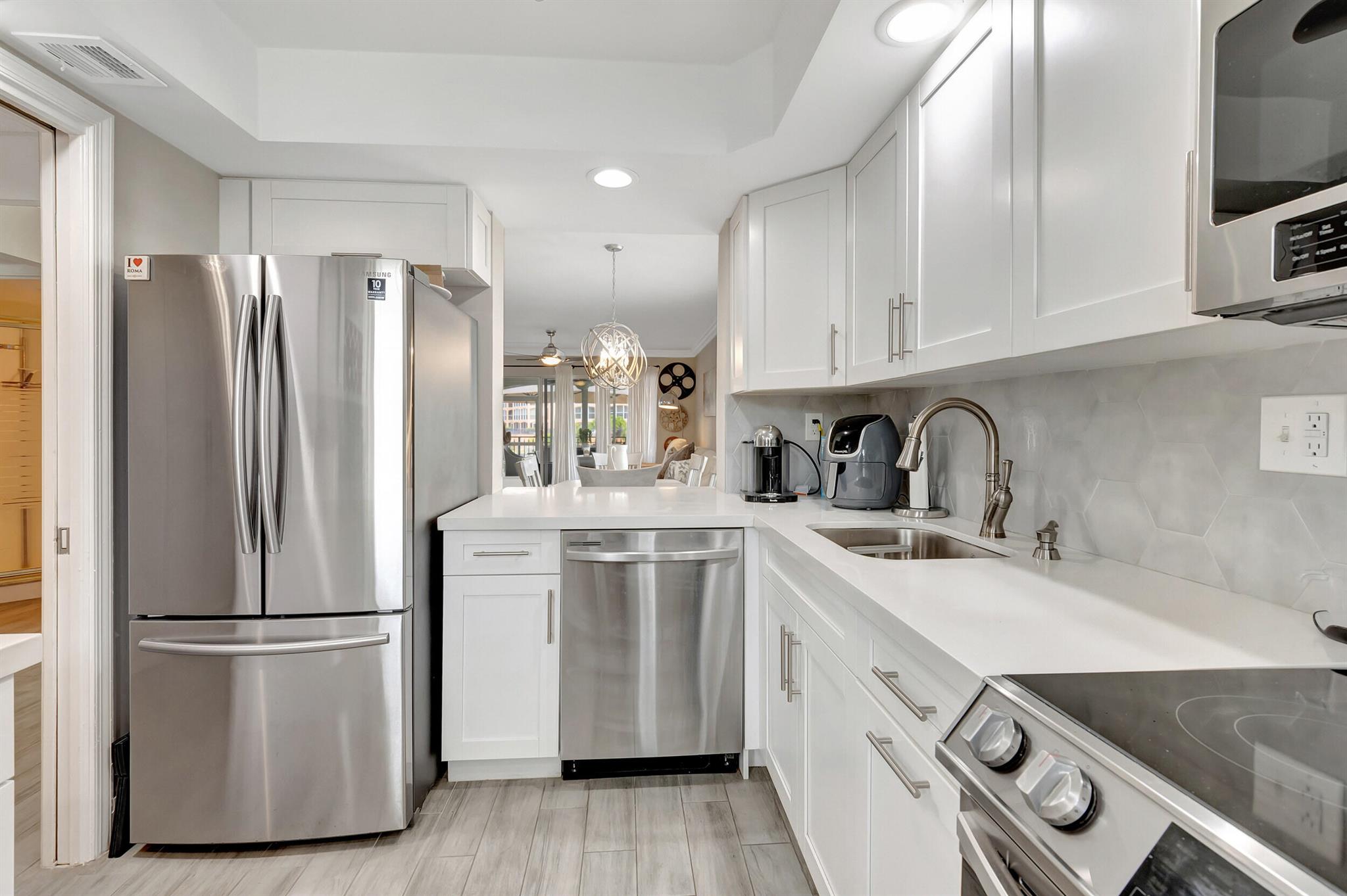 2871 N Ocean Boulevard M126