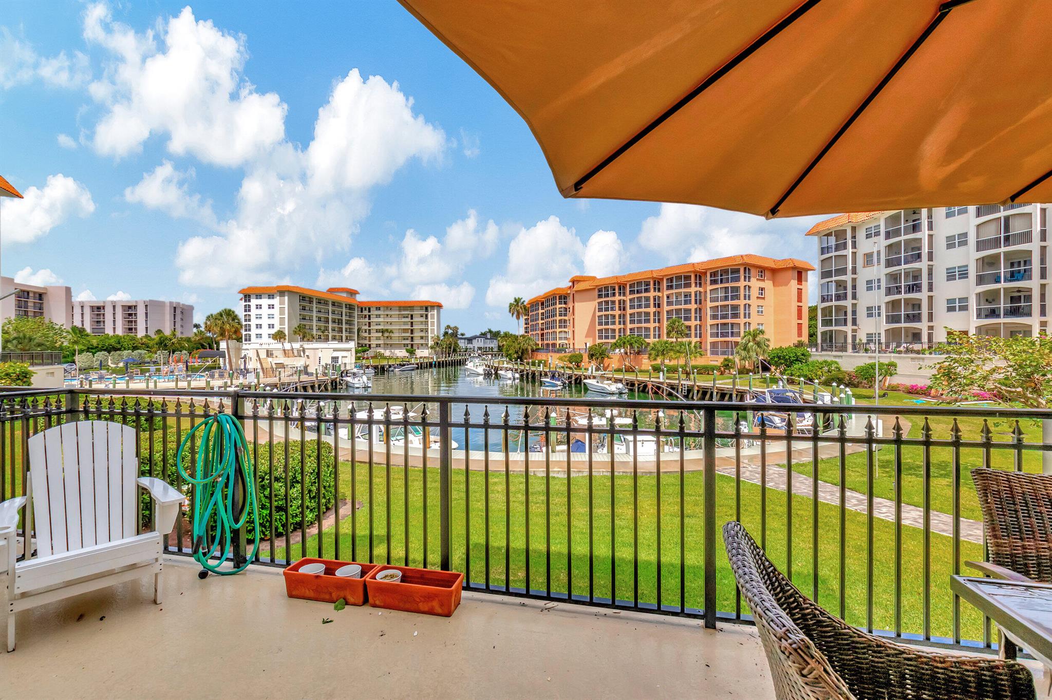 2871 N Ocean Boulevard M126