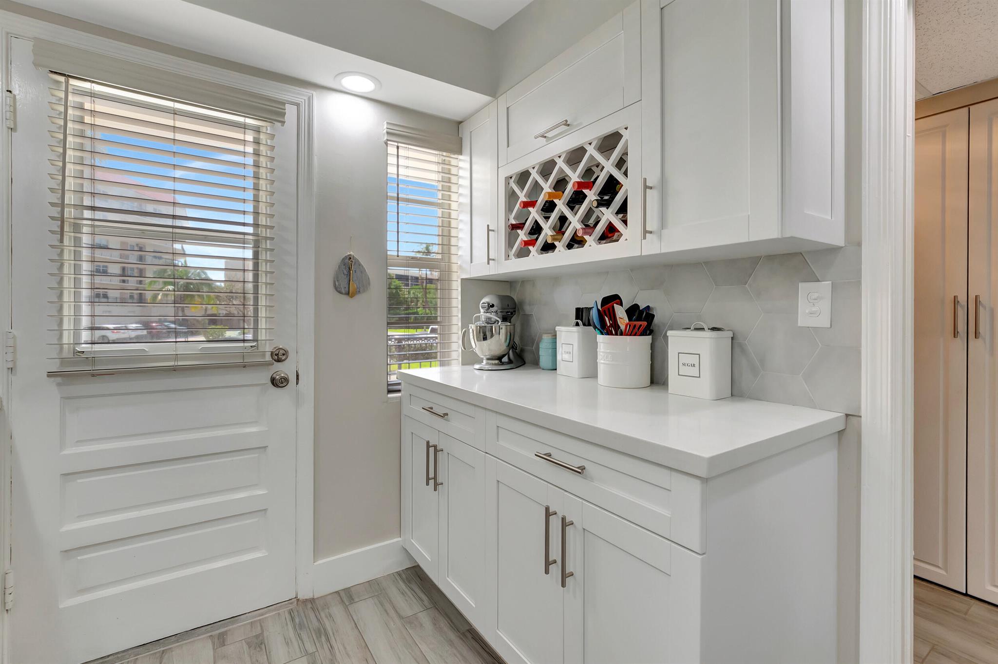 2871 N Ocean Boulevard M126