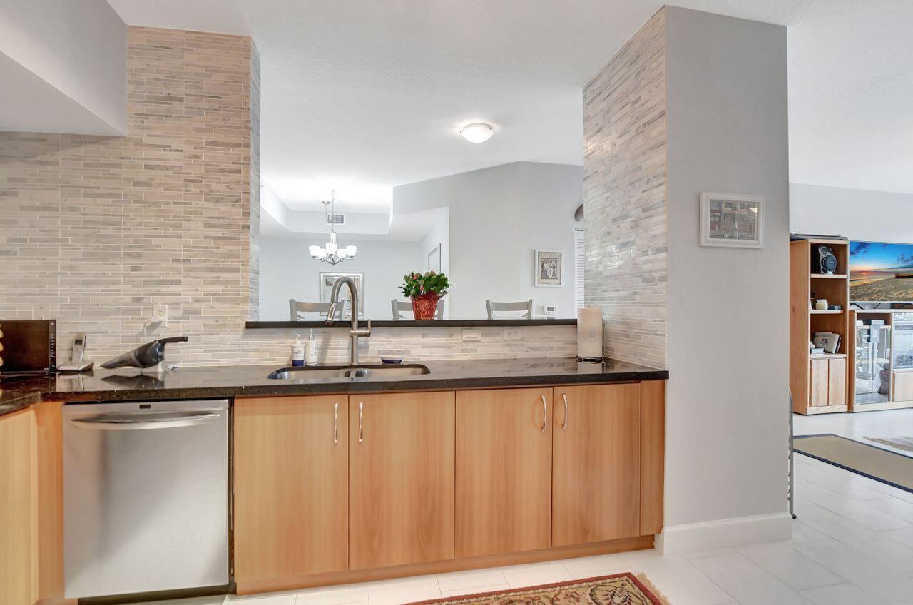 250 NE 3rd Avenue 1408