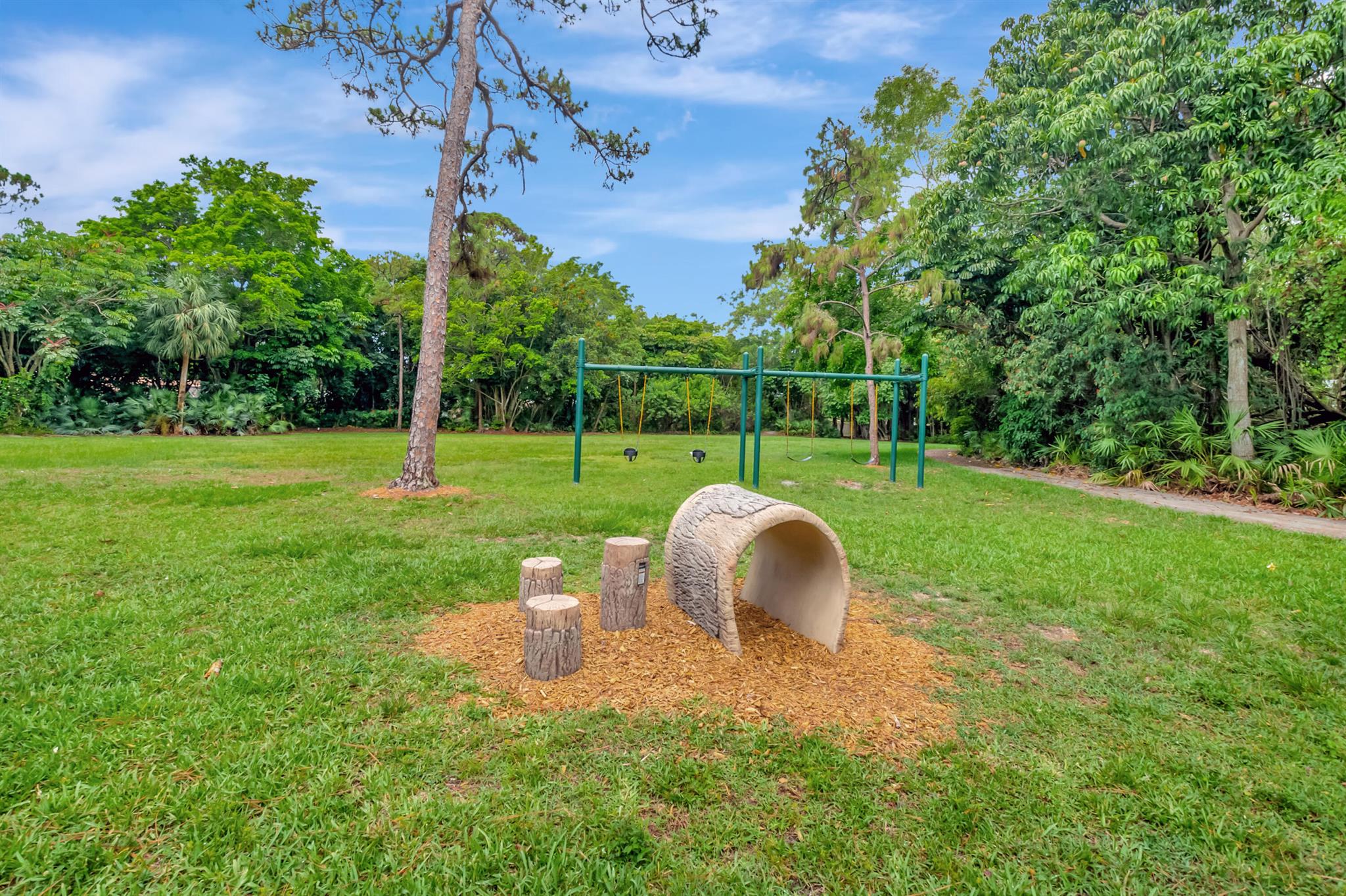 2244 NW 39th Drive