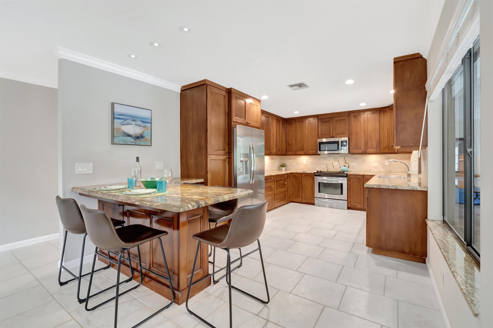 2244 NW 39th Drive