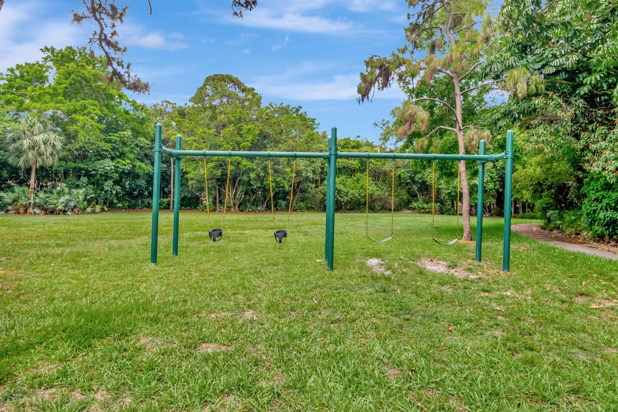 2244 NW 39th Drive