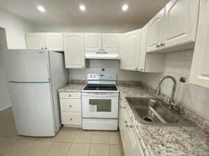 2300 Del Aire Boulevard 203