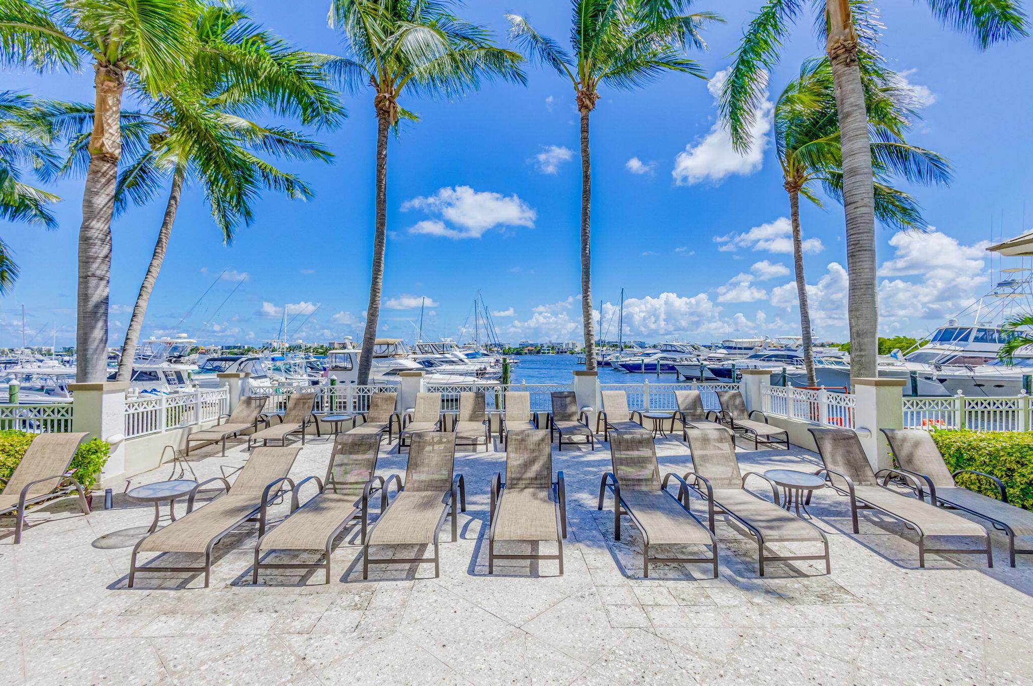 806 E Windward Way 507