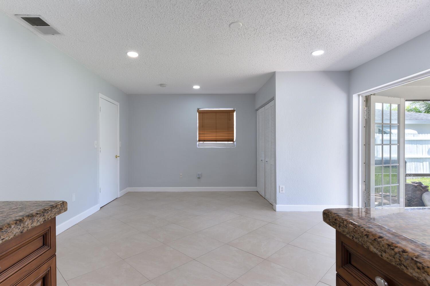 3554 NW 25th Terrace