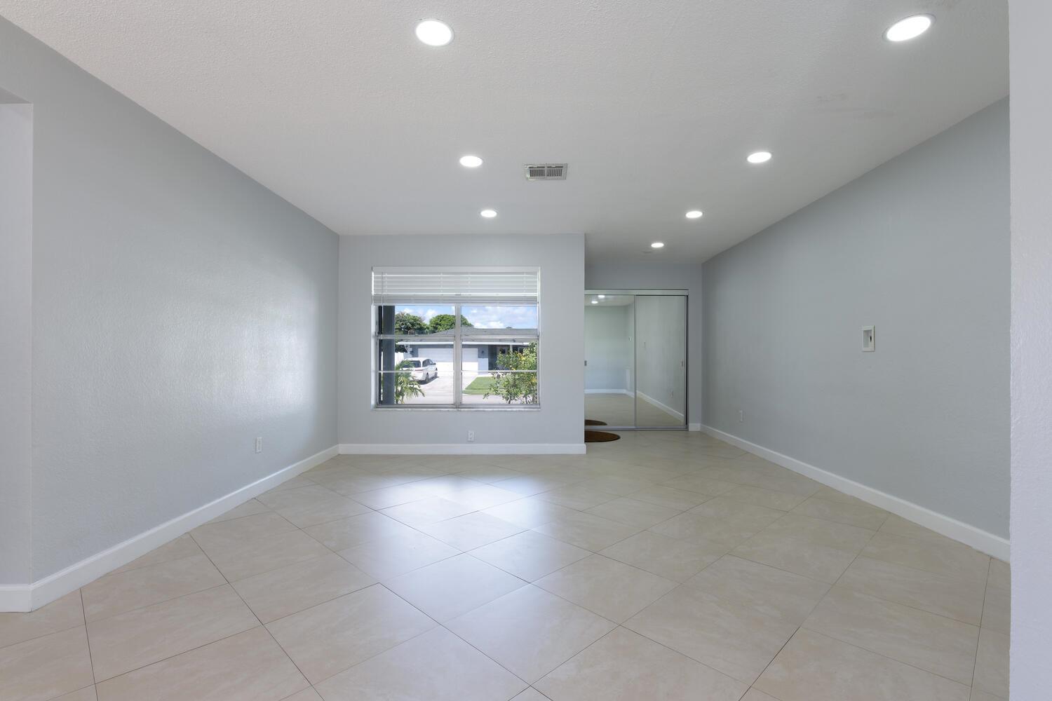 3554 NW 25th Terrace