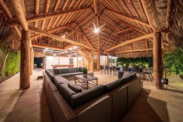 3042 Cardinal Drive