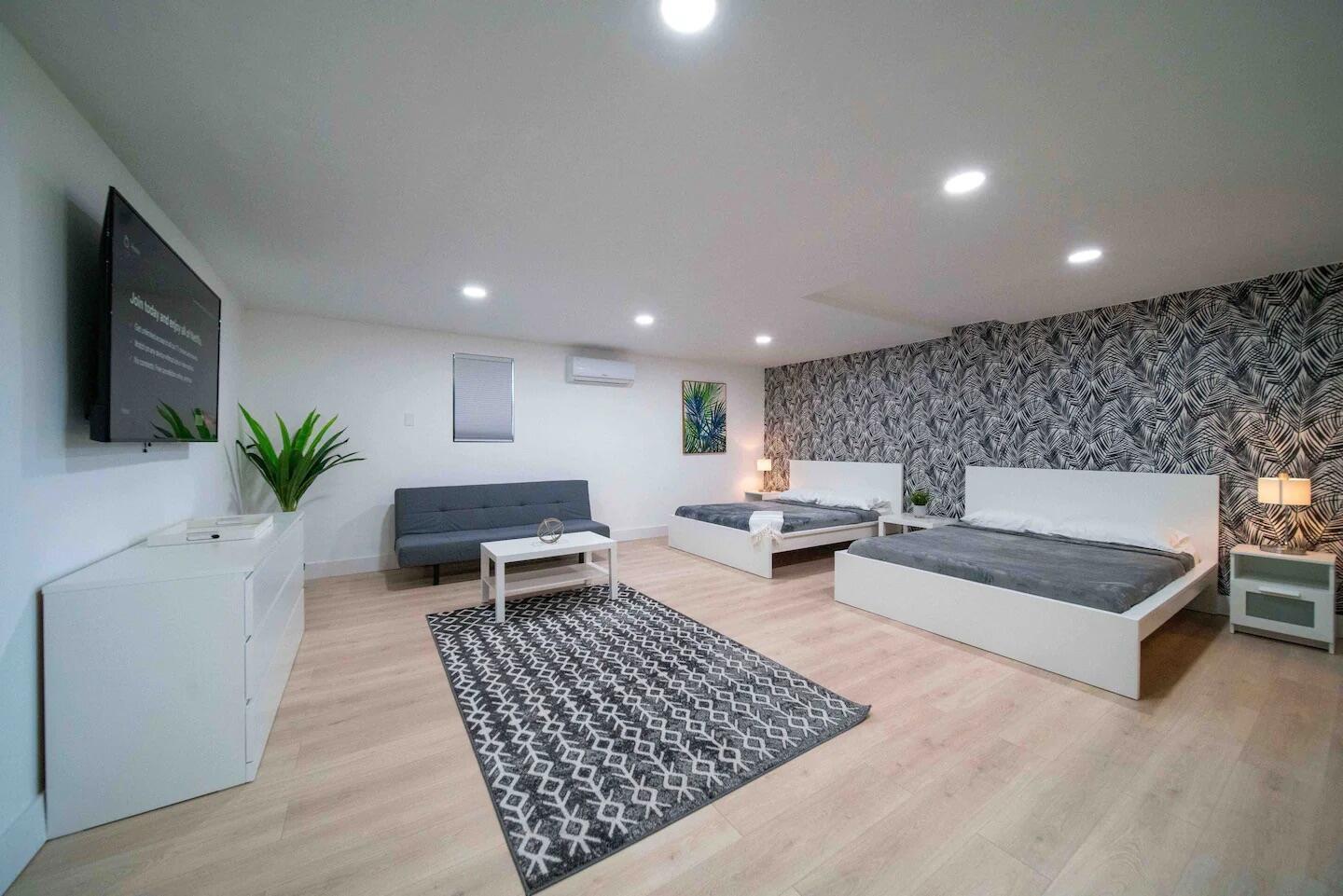 3042 Cardinal Drive