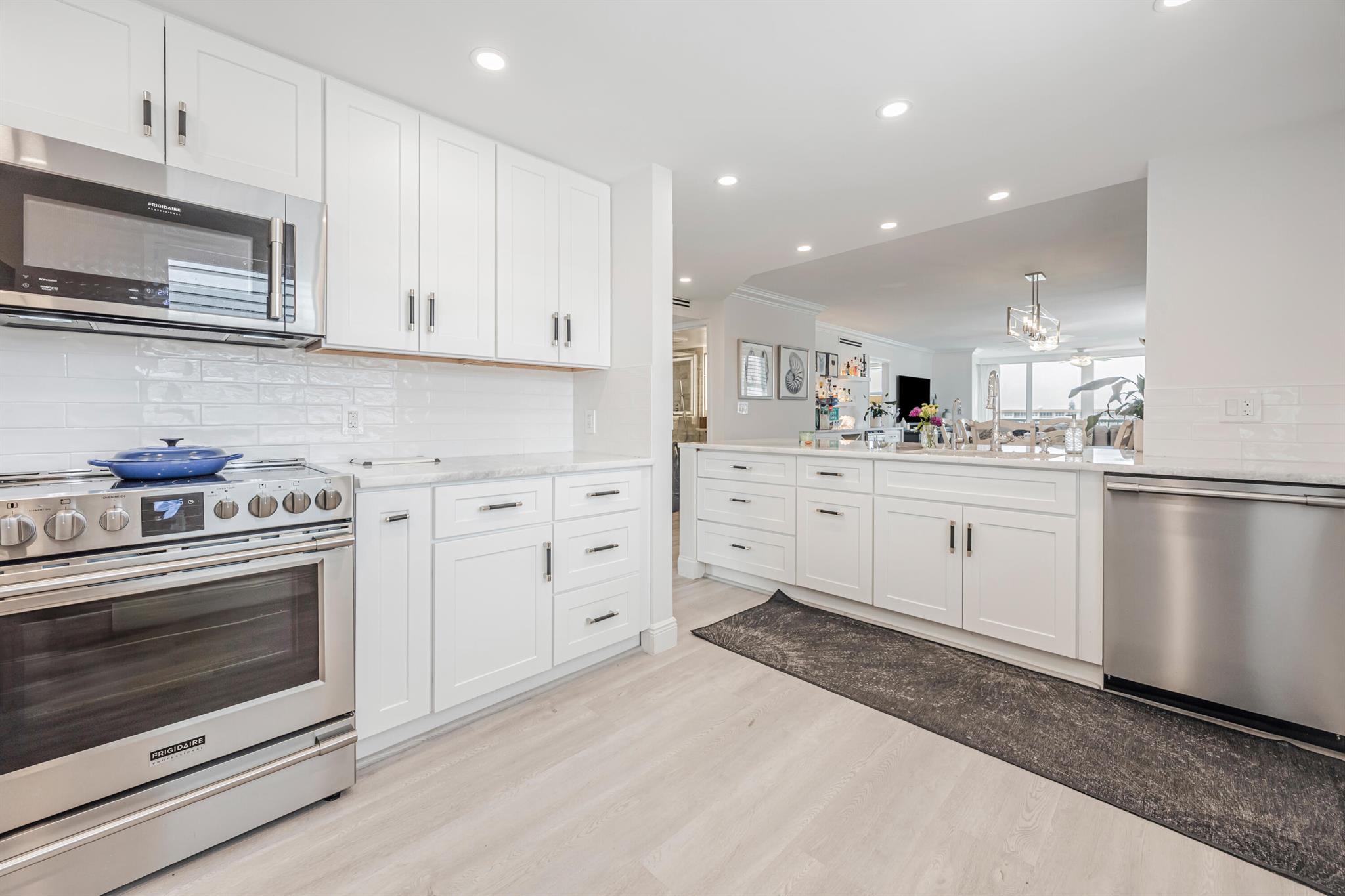 901 Gardenia Drive 581