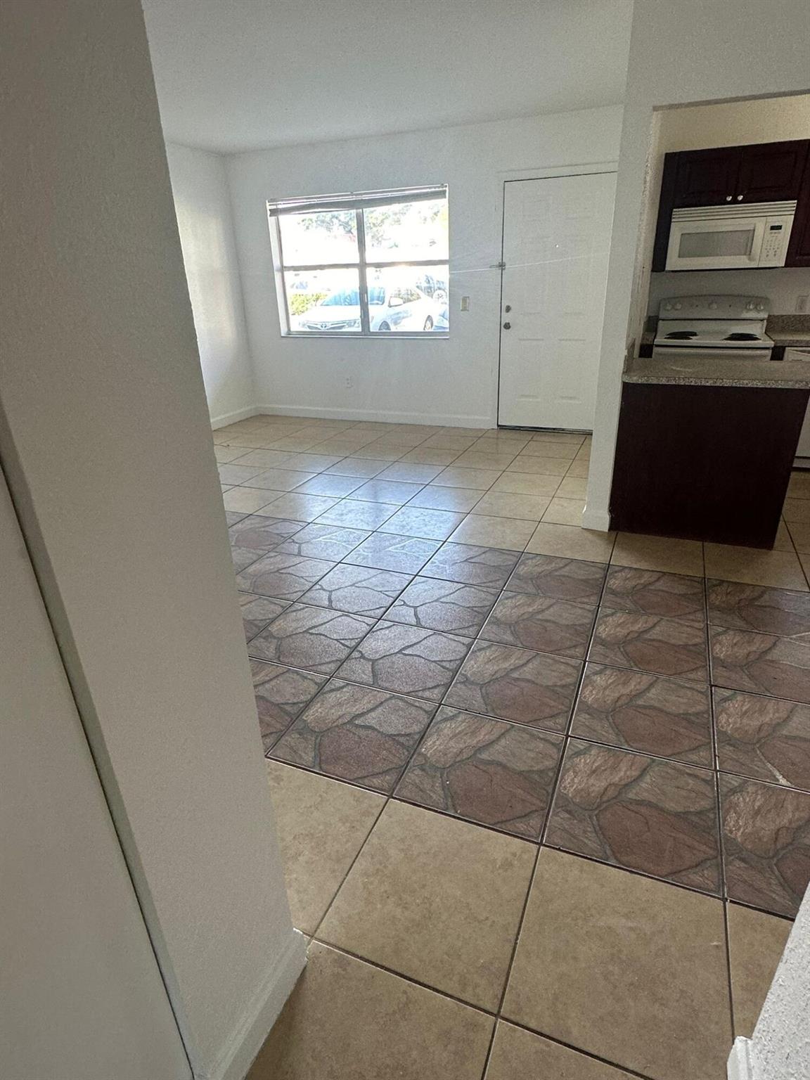 400 NW 65 Avenue 134