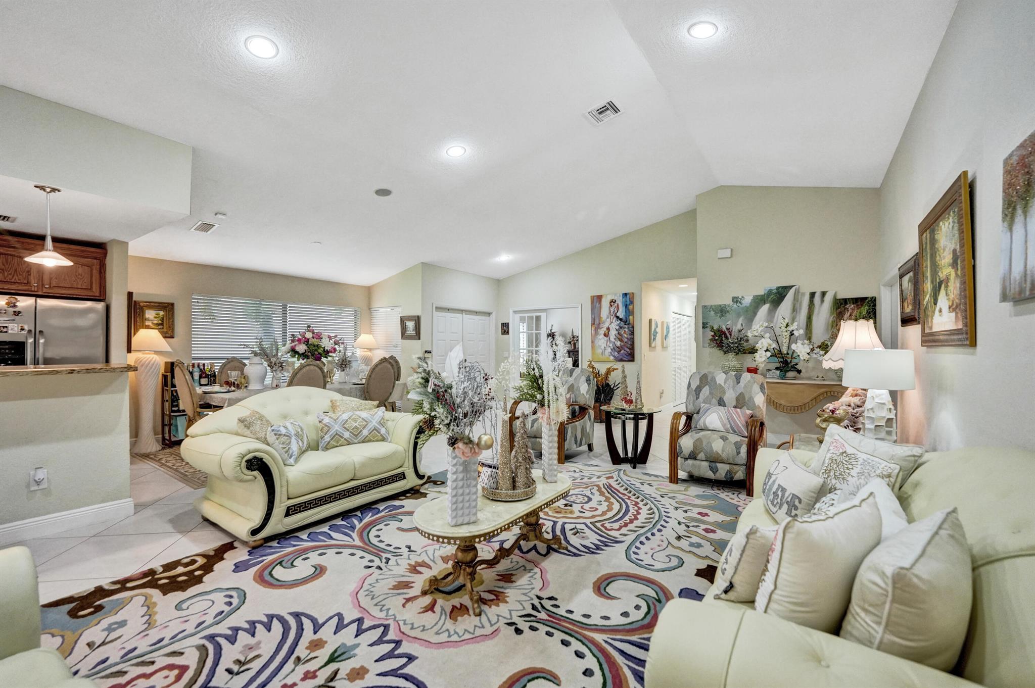 11111 Highland Circle