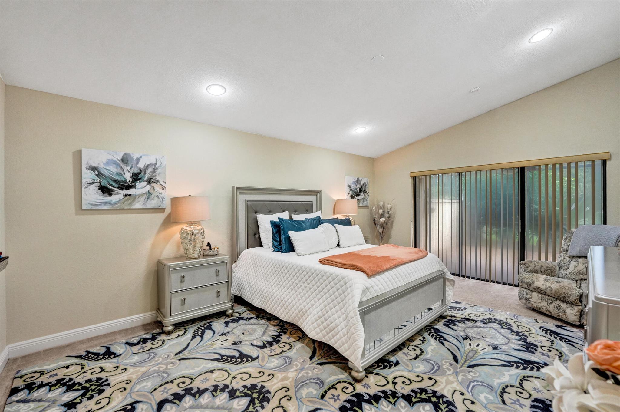11111 Highland Circle
