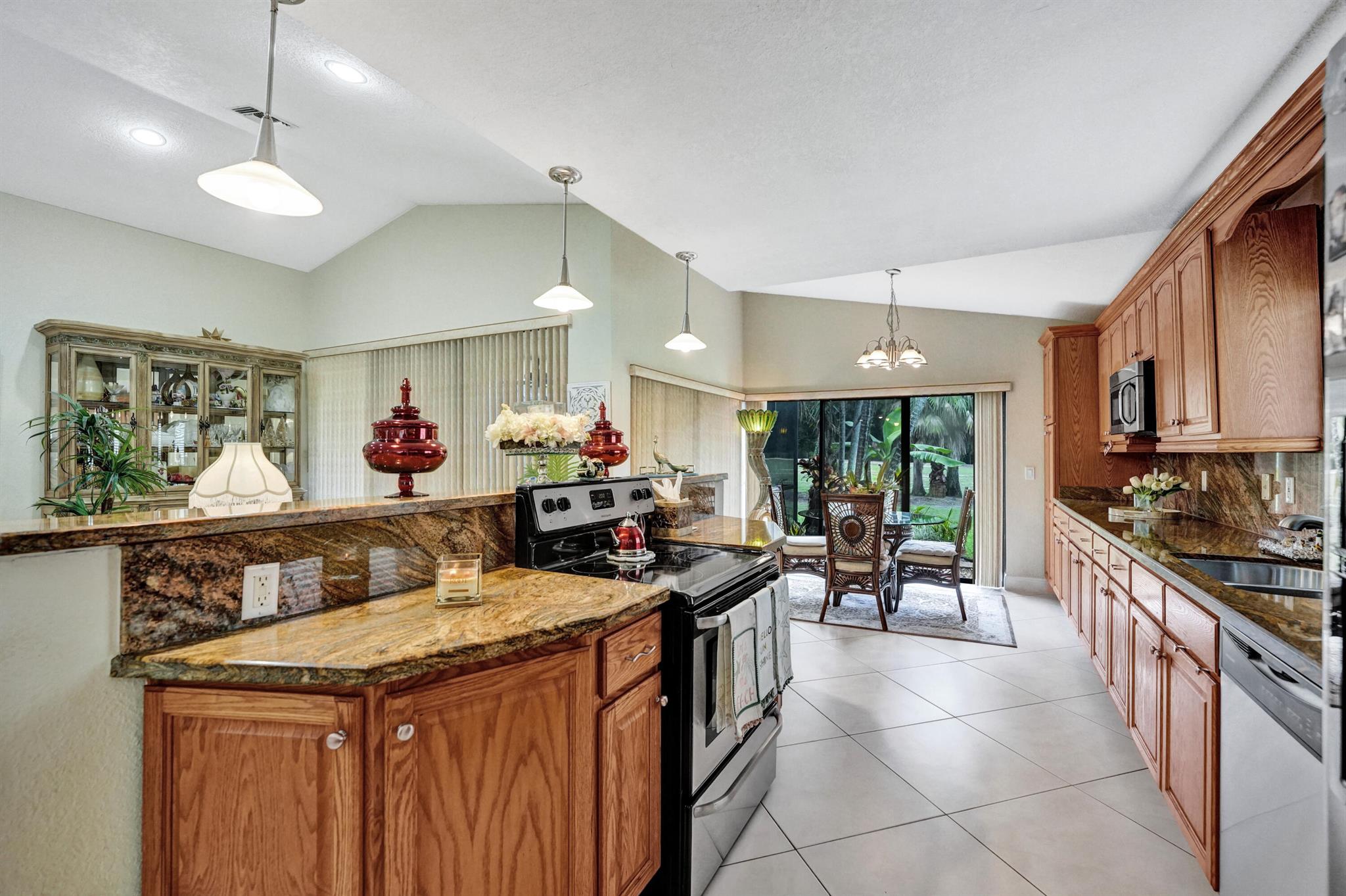 11111 Highland Circle