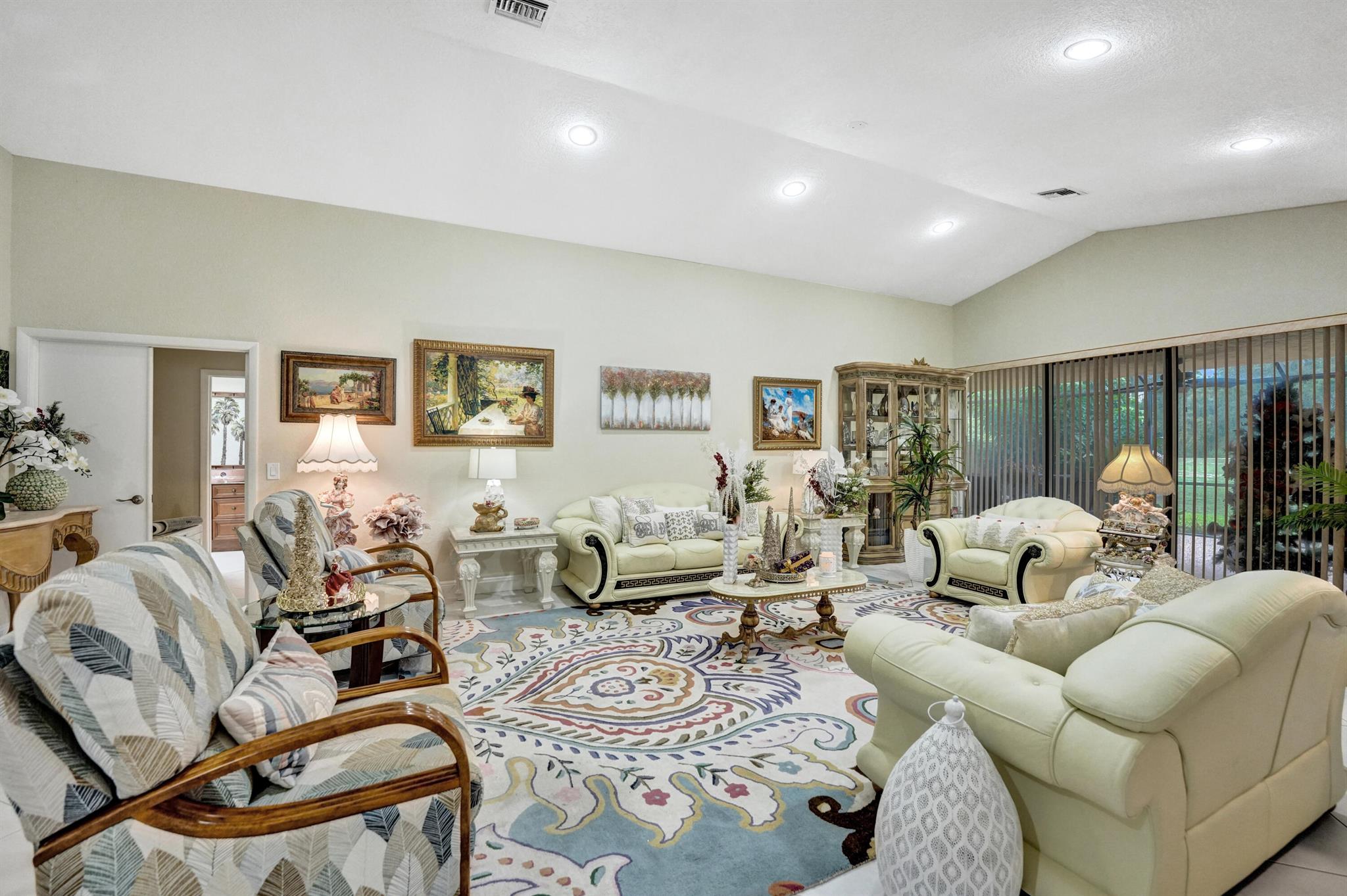 11111 Highland Circle