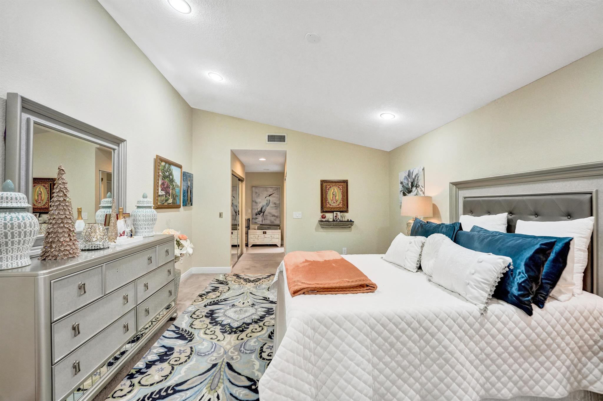 11111 Highland Circle