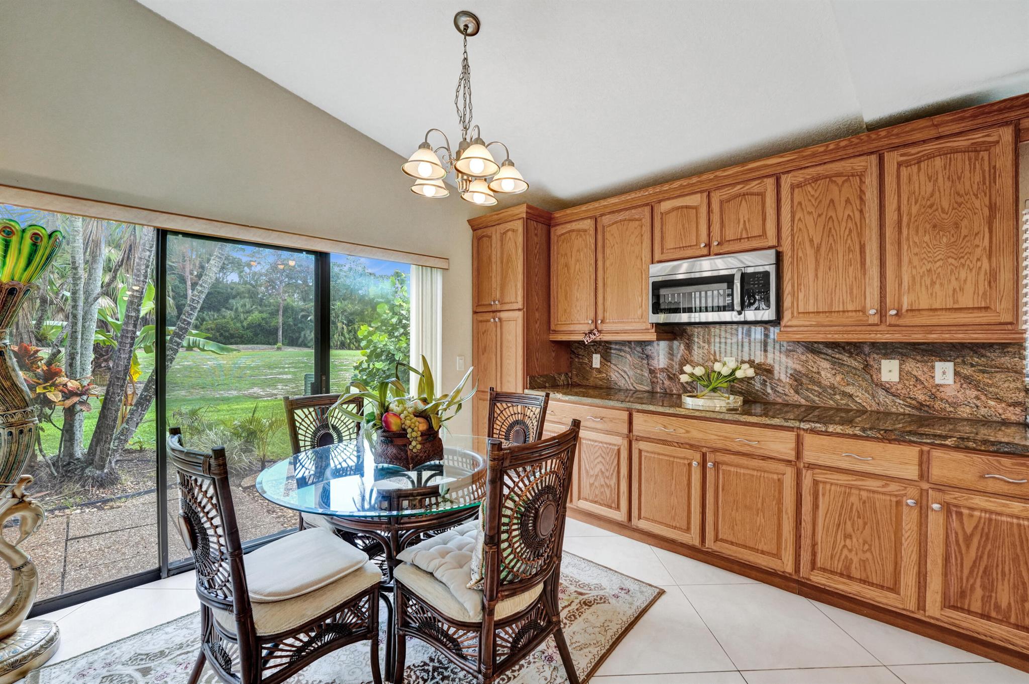 11111 Highland Circle